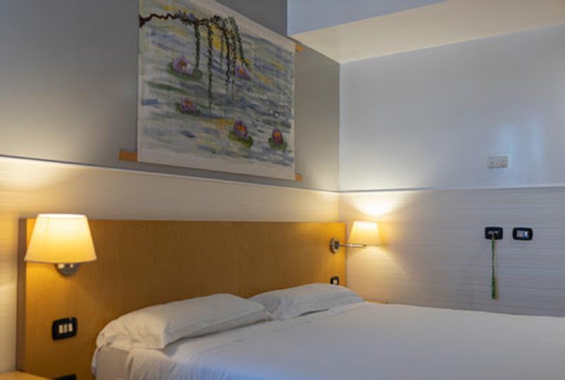 اتاق استاندارد, Aphrodite