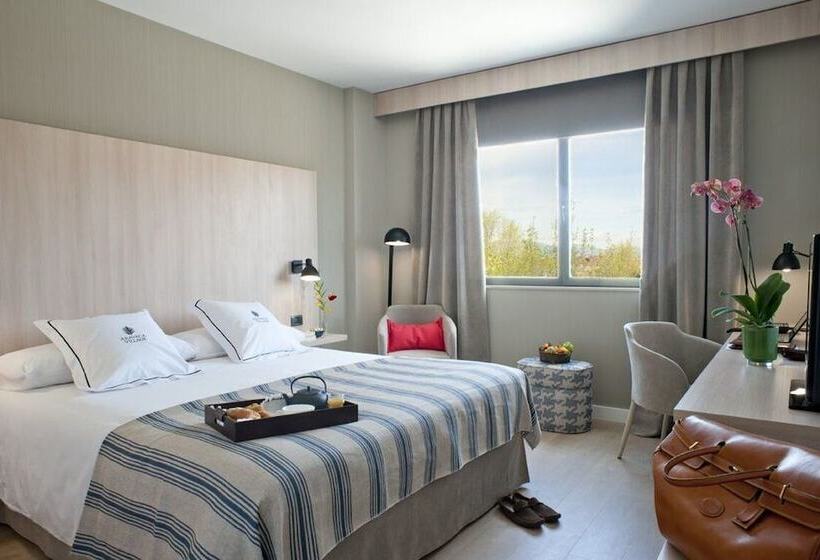 اتاق استاندارد, Aravaca Village