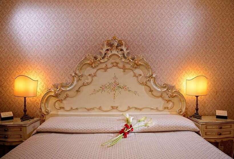 اتاق لوکس, Canaletto