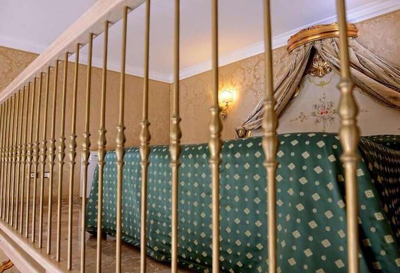 اتاق سوپریور با چشمانداز, Canaletto