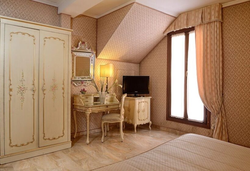 اتاق لوکس, Canaletto