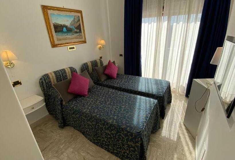 수피리어 룸 풀장 전망, Capri Bougainville