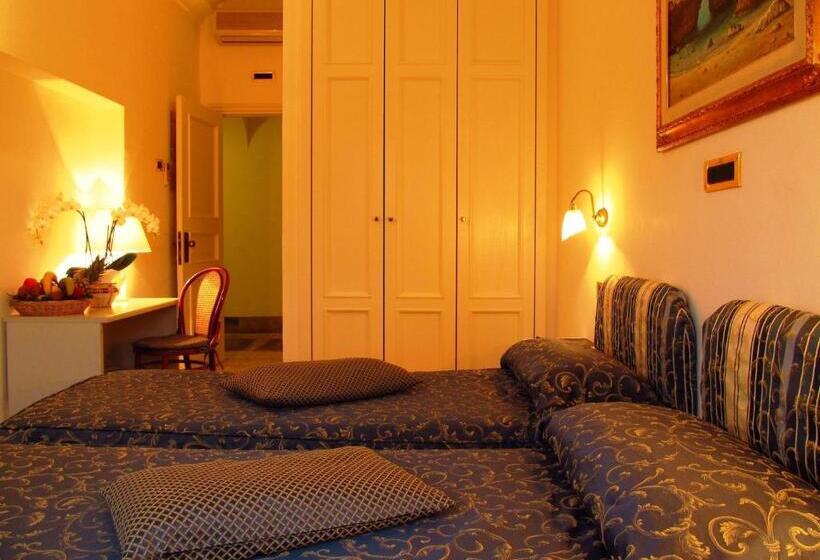 Quarto Estandar, Capri Bougainville