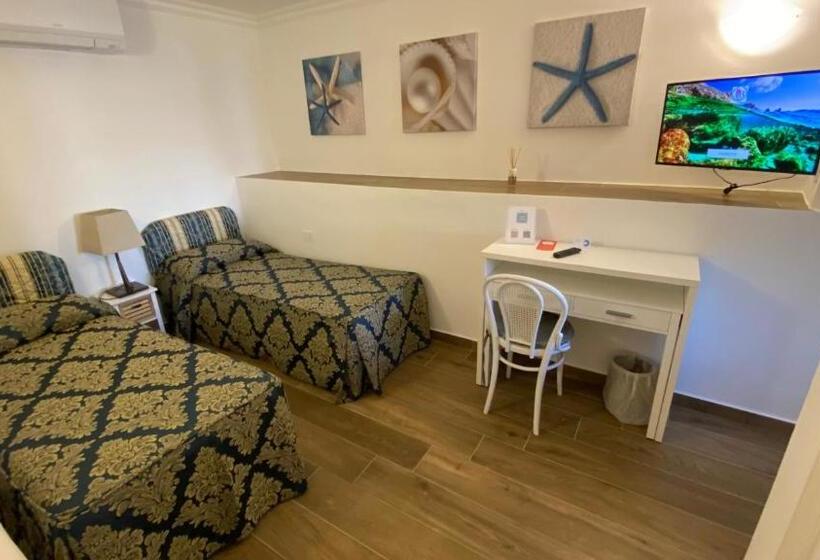 شقة غرفتين, Capri Bougainville