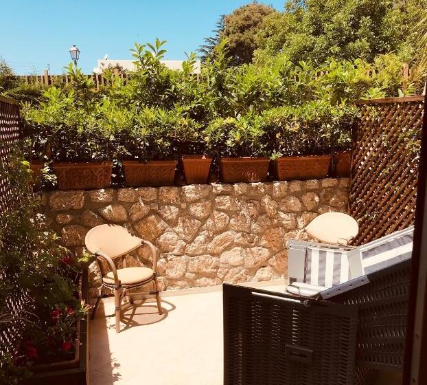 غرفة ديلوكس, Capri Bougainville