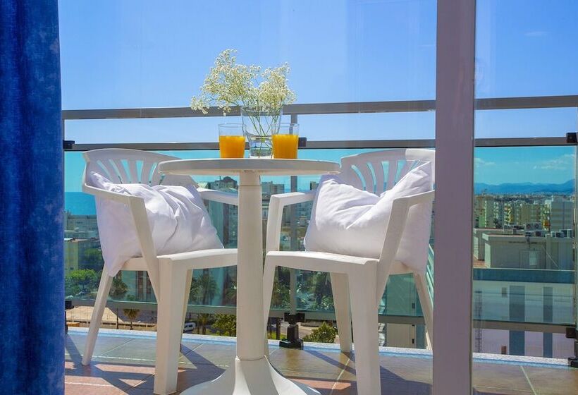 4인용 스탠다드 룸, Don Pablo