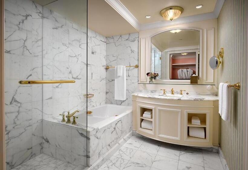 이그제큐티브 스위트 킹침대, Grand America