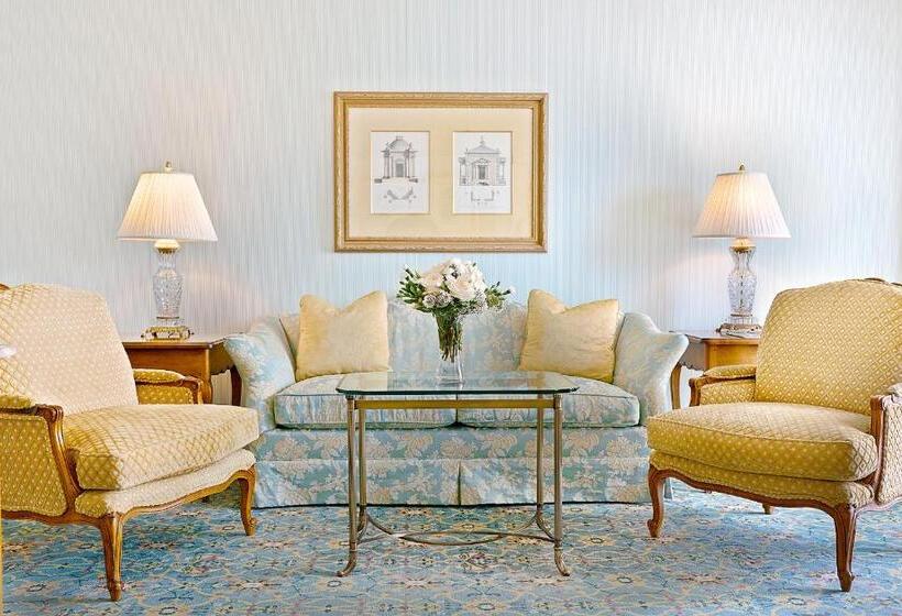 이그제큐티브 스위트 킹침대, Grand America