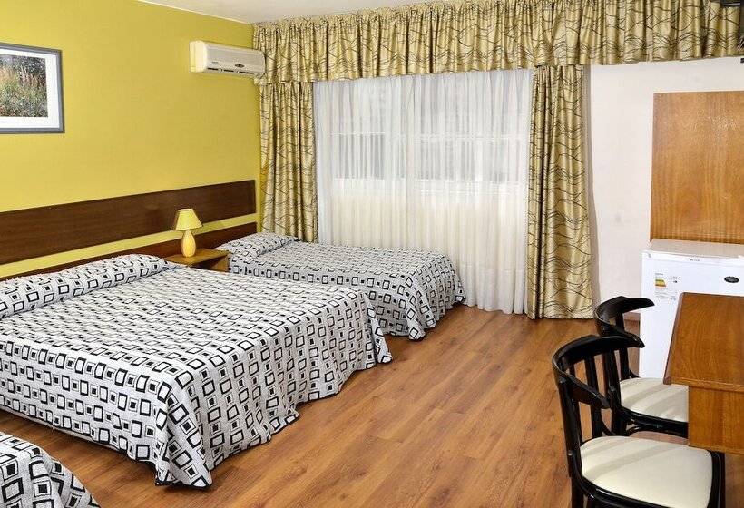 スタンダード４人部屋, Hispano