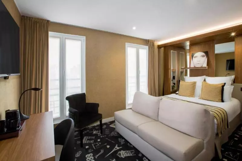 Camera Familiare, Hôtel Dalila