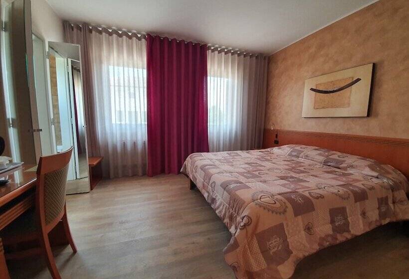 スタンダードルーム, Prata Verde