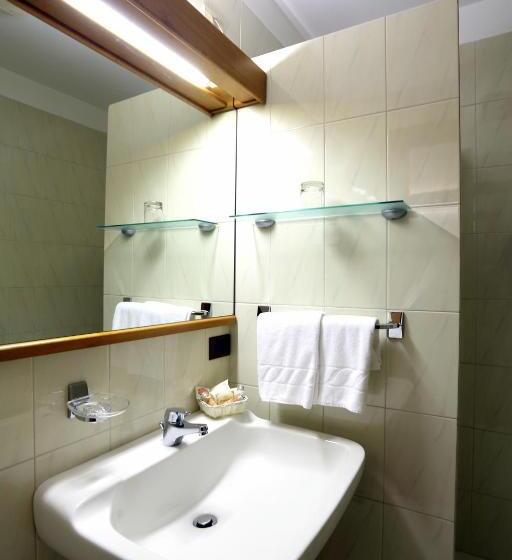 スタンダードトリプルルーム, Prata Verde