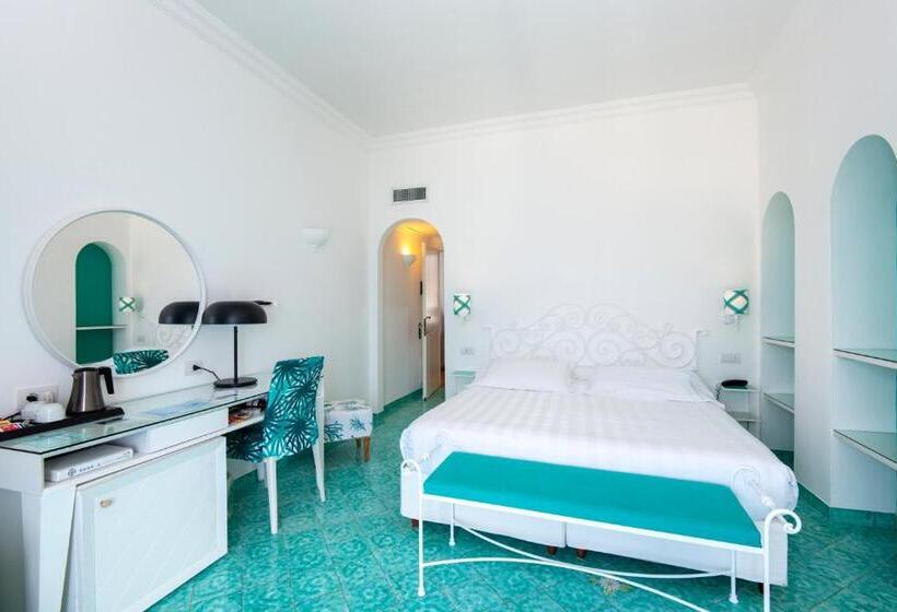 オーシャンビュースーペリアールーム, Relais Maresca Luxury Small Hotel & Terrace Restaurant