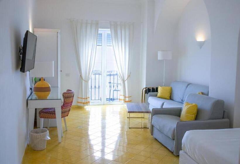 オーシャンビューファミリールーム, Relais Maresca Luxury Small Hotel & Terrace Restaurant