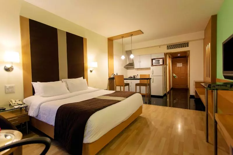 スイート, Royal Orchid Bangalore