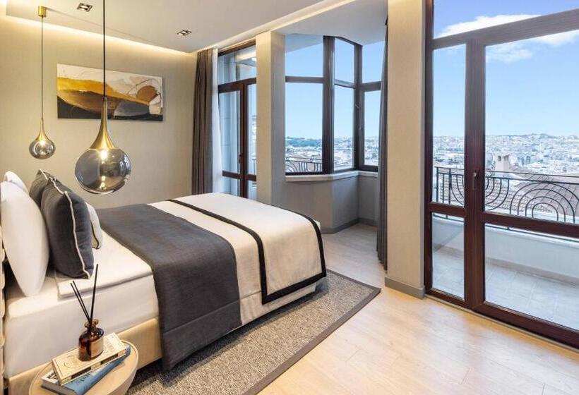 اتاق لوکس با چشم‌انداز دریا, Villa Zurich