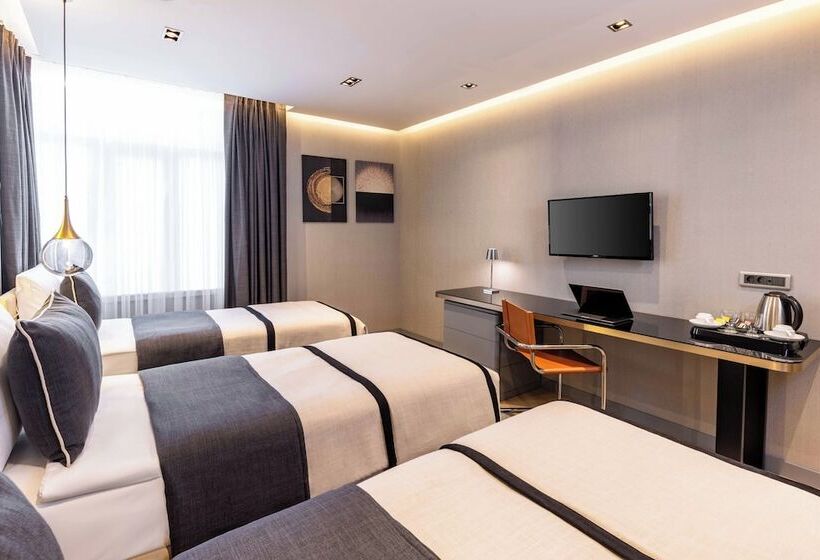 スタンダードトリプルルーム, Villa Zurich