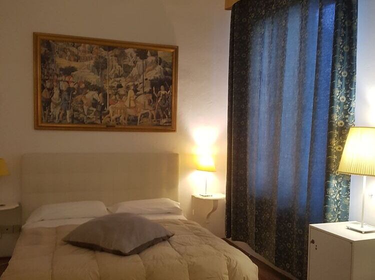 اتاق استاندارد سه نفره, B&b Relais Il Casato