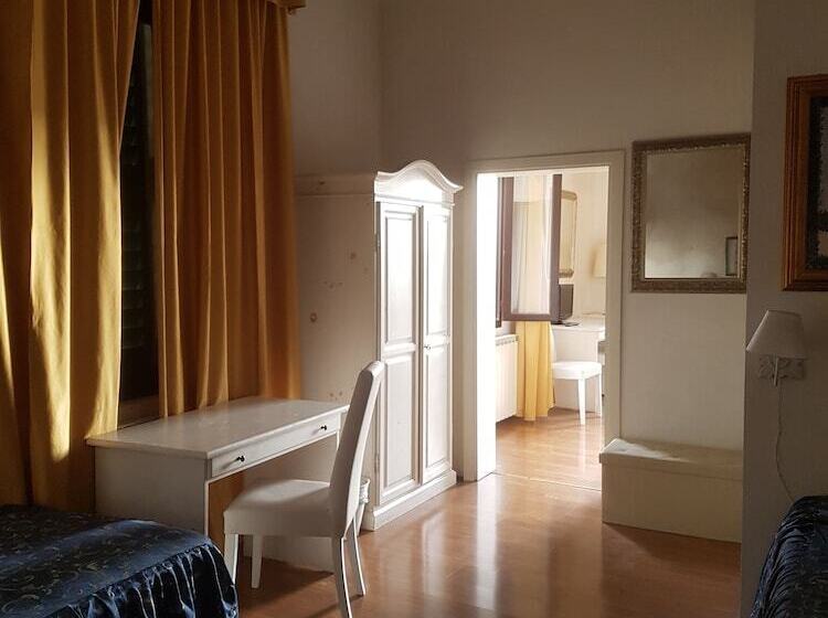 اتاق استاندارد سه نفره, B&b Relais Il Casato