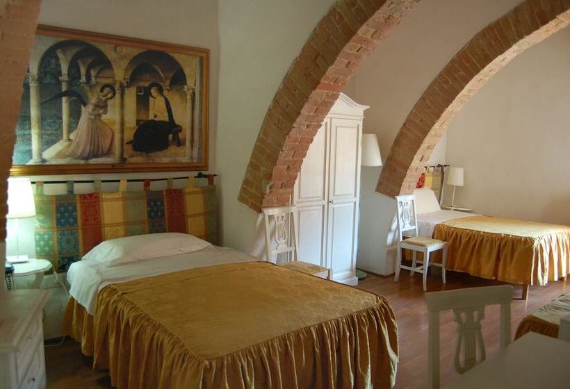 اتاق استاندارد سه نفره, B&b Relais Il Casato