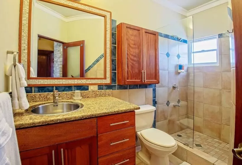اتاق استاندارد با چشم‌انداز دریا, Velero Beach Resort