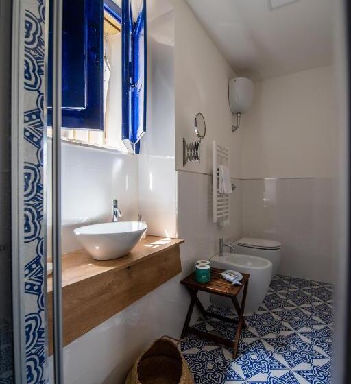 Стандартный Номер Кровать Кинг, Qu4ttro I Crudo Home