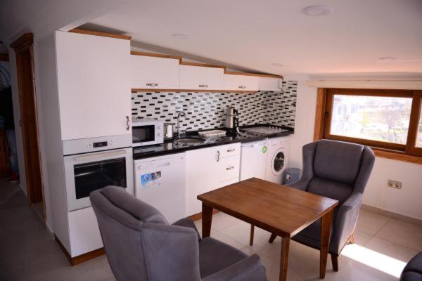 带1个卧室的顶楼公寓, George S Boutique