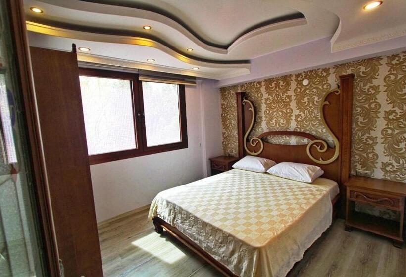 带1个卧室的带海景的公寓, George S Boutique