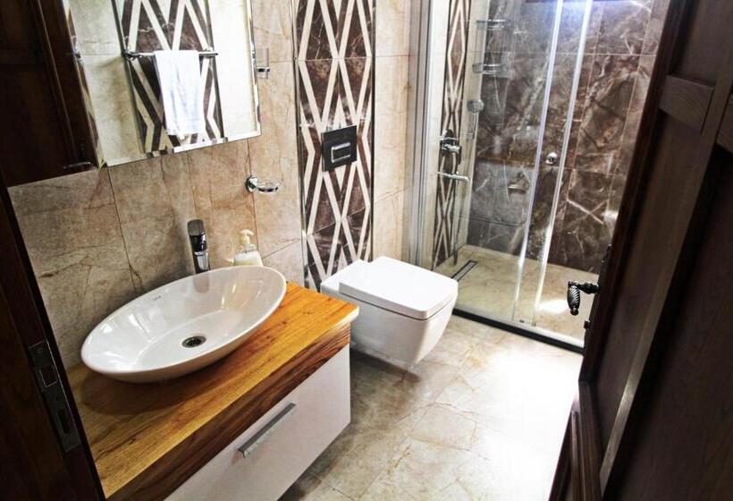 带1个卧室的带海景的公寓, George S Boutique