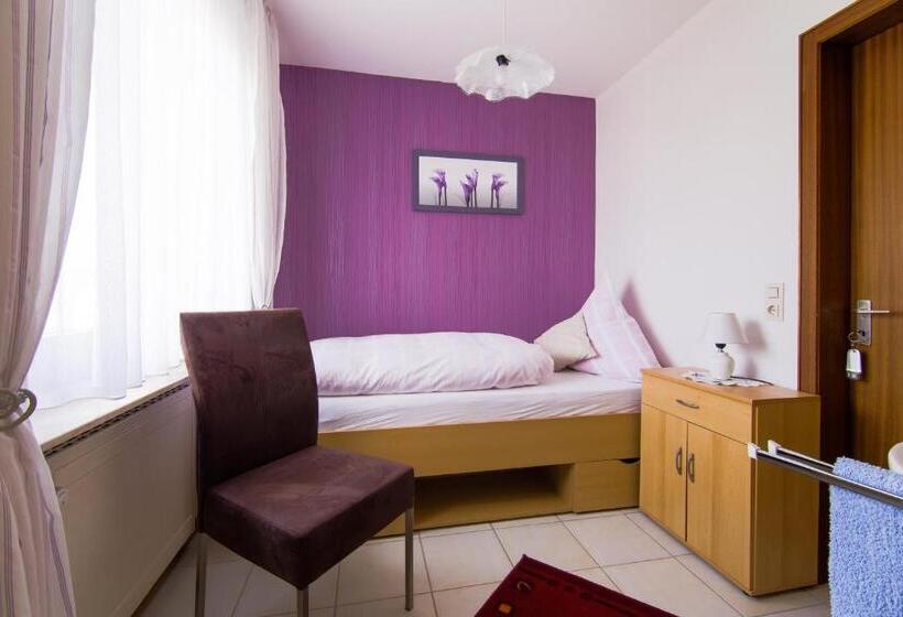 חדר סטנדרט לשלושה, Landhaus Heimisch Bed & Breakfast