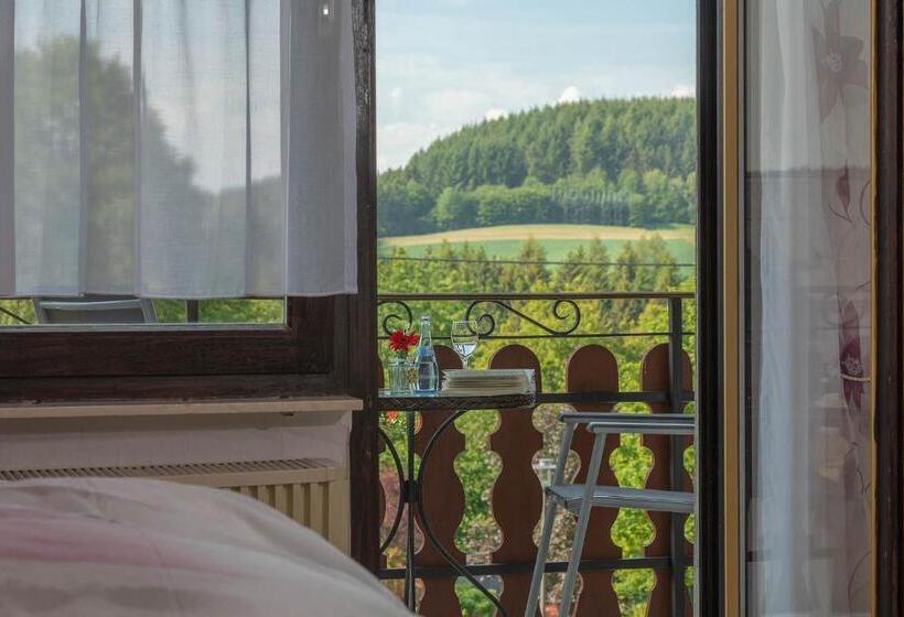 Номер Стандарт с Балконом, Landhaus Heimisch Bed & Breakfast