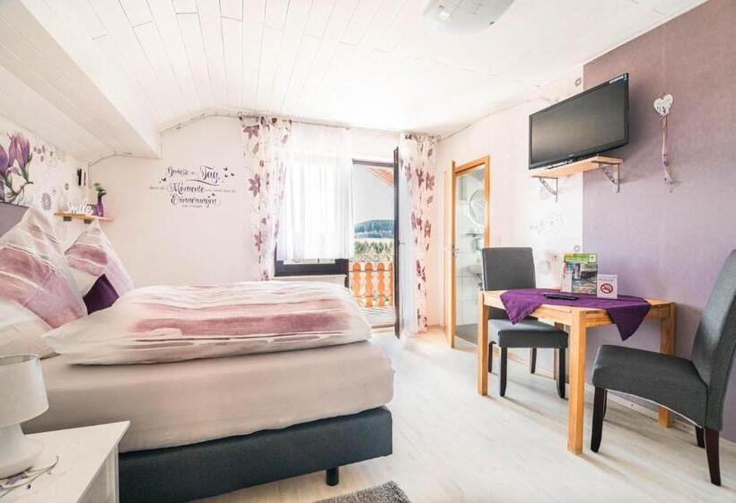 Номер Стандарт с Балконом, Landhaus Heimisch Bed & Breakfast