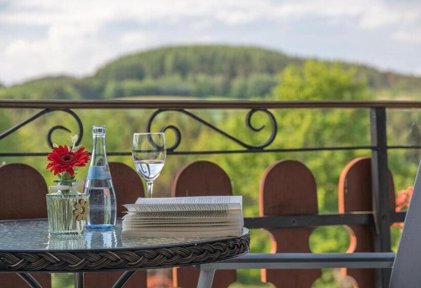 חדר סטנדרט עם מרפסת, Landhaus Heimisch Bed & Breakfast