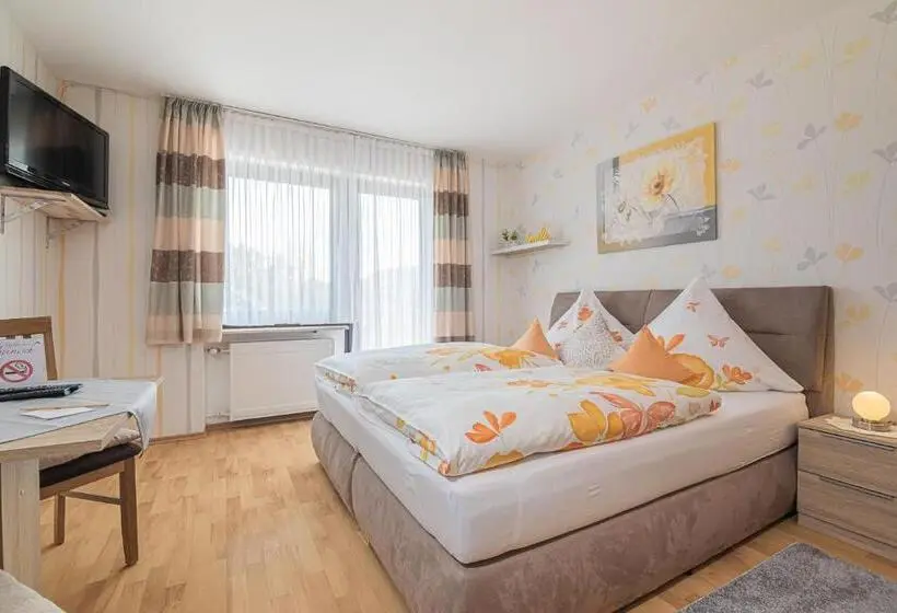 バルコニー付きスタンダードルーム, Landhaus Heimisch Bed & Breakfast