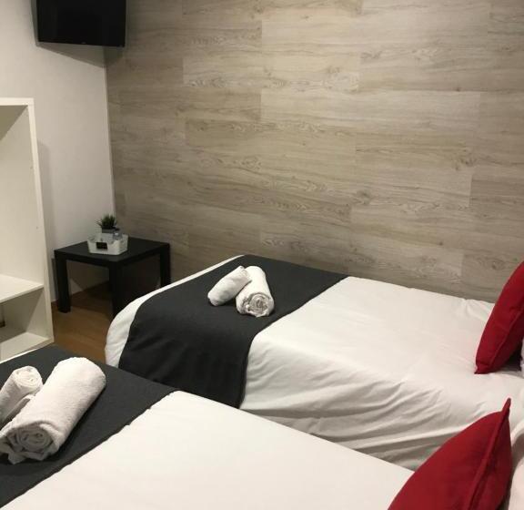 غرفة قياسية, West Coast Peniche