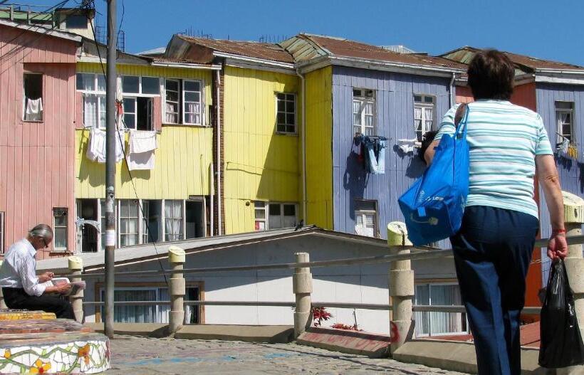 اتاق اکونومی, Beer&beer