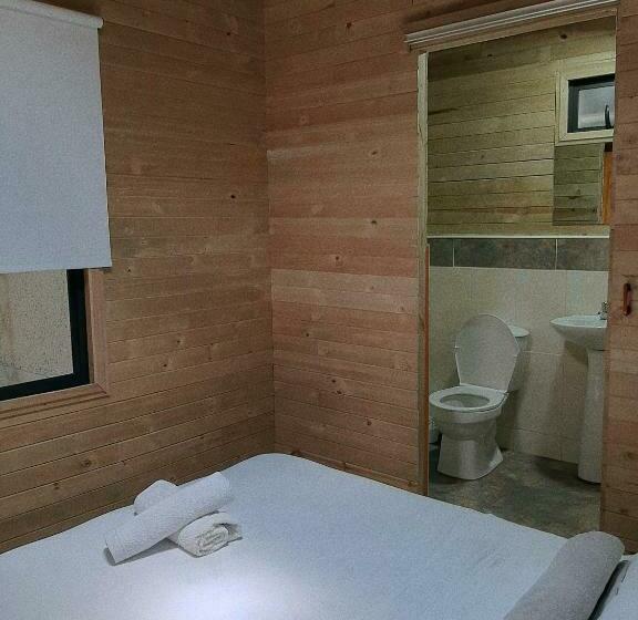 חדר דלוקס, Cloud9 Hostel