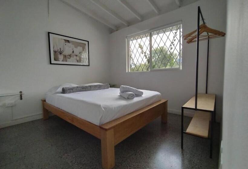 디럭스 룸, Cloud9 Hostel