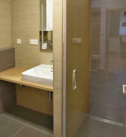 Президентский Люкс, Efi Aparthotel Horní Lipová