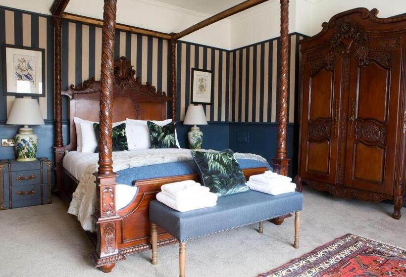 스탠다드 룸 킹사이즈 침대, Wynnstay Arms, Ruabon, Wrexham