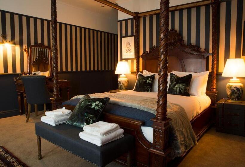 스탠다드 룸 킹사이즈 침대, Wynnstay Arms, Ruabon, Wrexham