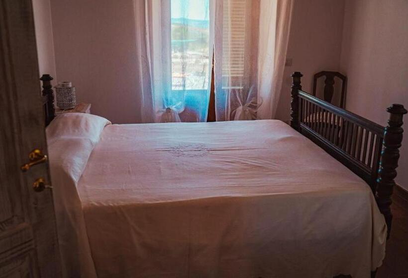 דירת חדר, Agriturismo Montecrespini