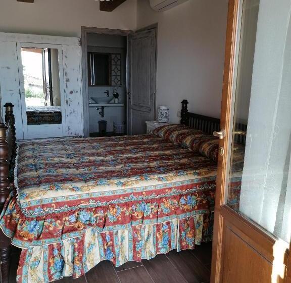 דירת חדר, Agriturismo Montecrespini