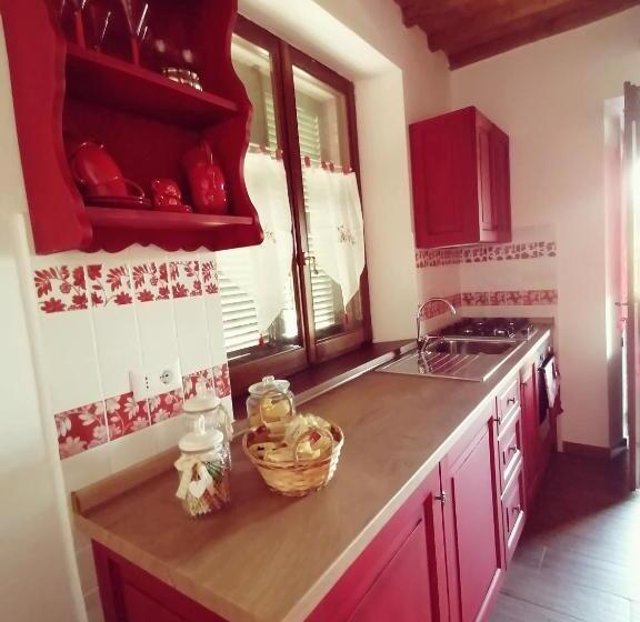 דירת חדר, Agriturismo Montecrespini