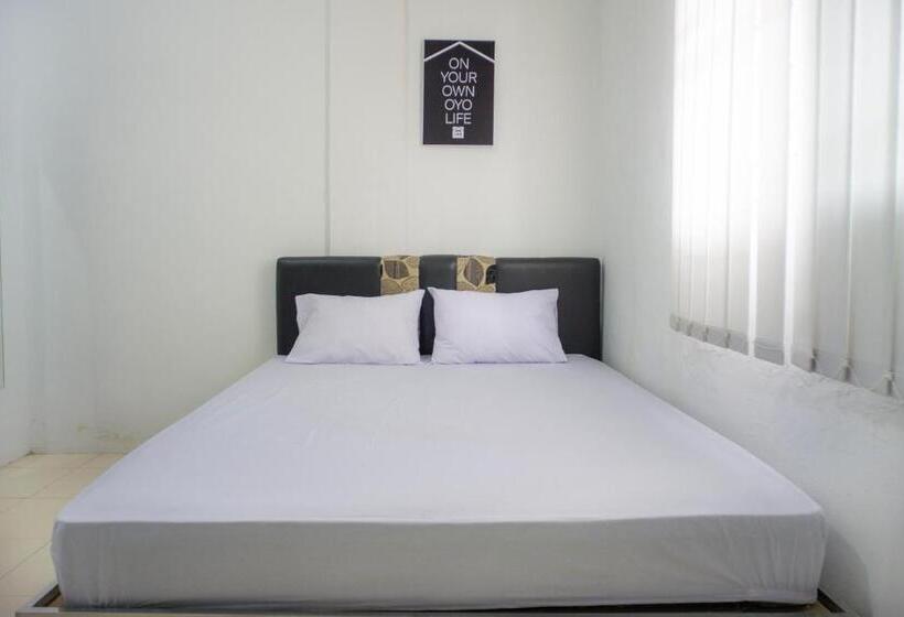 اتاق لوکس, Oyo Life 2366 Gatsu Kost