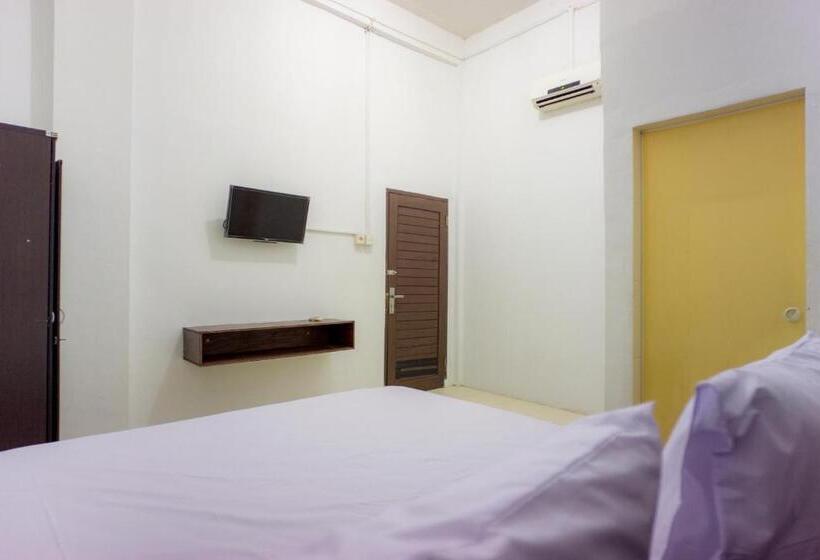 اتاق استاندارد, Oyo Life 2366 Gatsu Kost