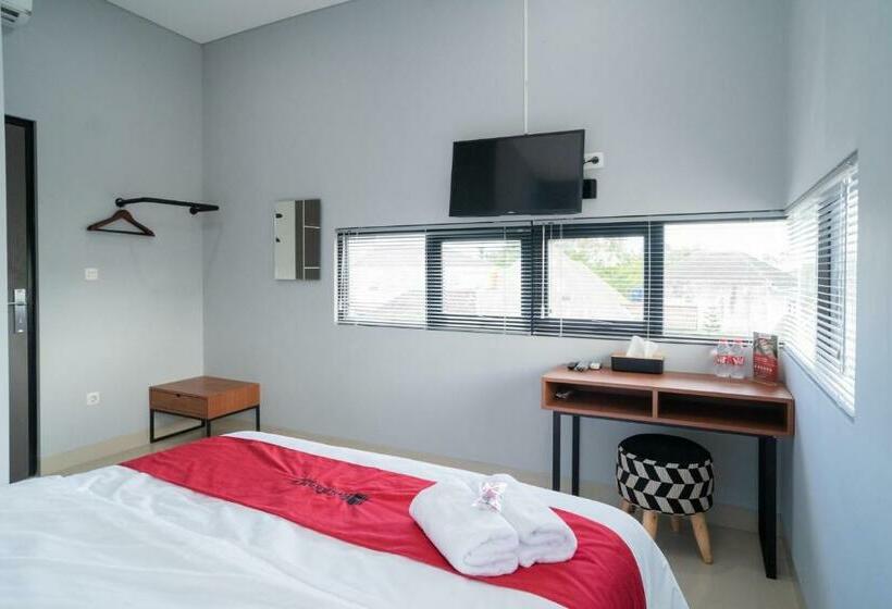 Номер Superior, Reddoorz Near Sindu Kusuma Edupark 3