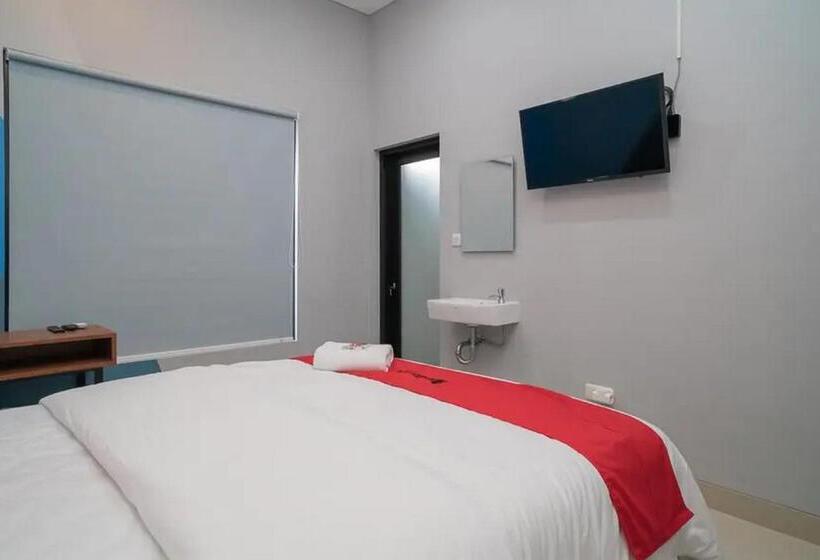 Номер Economy, Reddoorz Near Sindu Kusuma Edupark 3