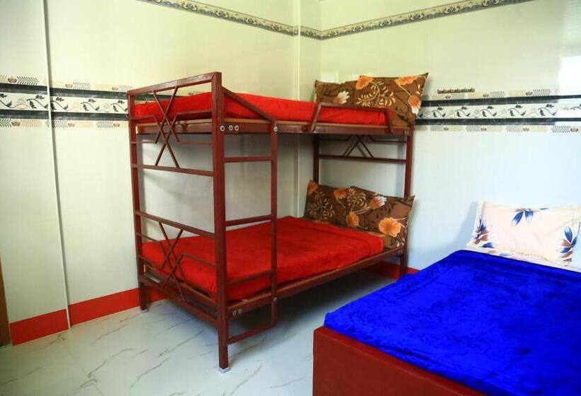 חדר משפחתי, Msp Amma Cottage