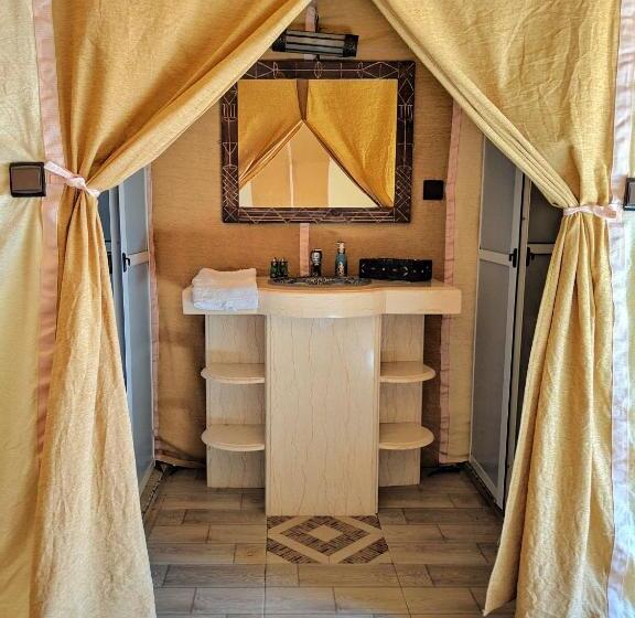 Трехместный Номер Deluxe, Sahara Majestic Luxury Camp